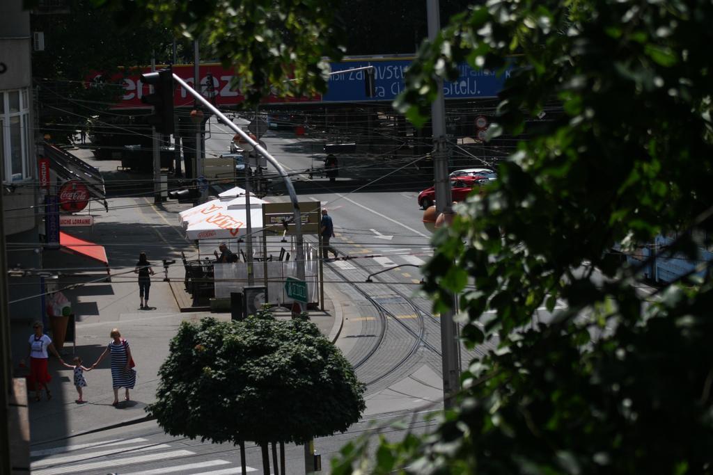 Vla Vla Apartments With Parking ザグレブ エクステリア 写真